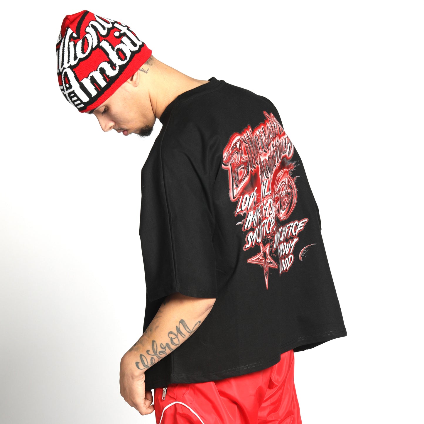 QUEEN AMBITIOUS (RED) BOX FIT T-SHIRT